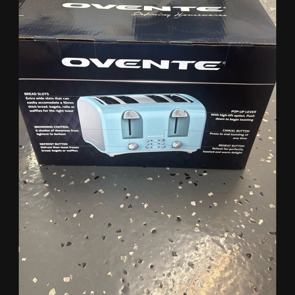Blue 2-Slice Toaster - Picture 4 of 4